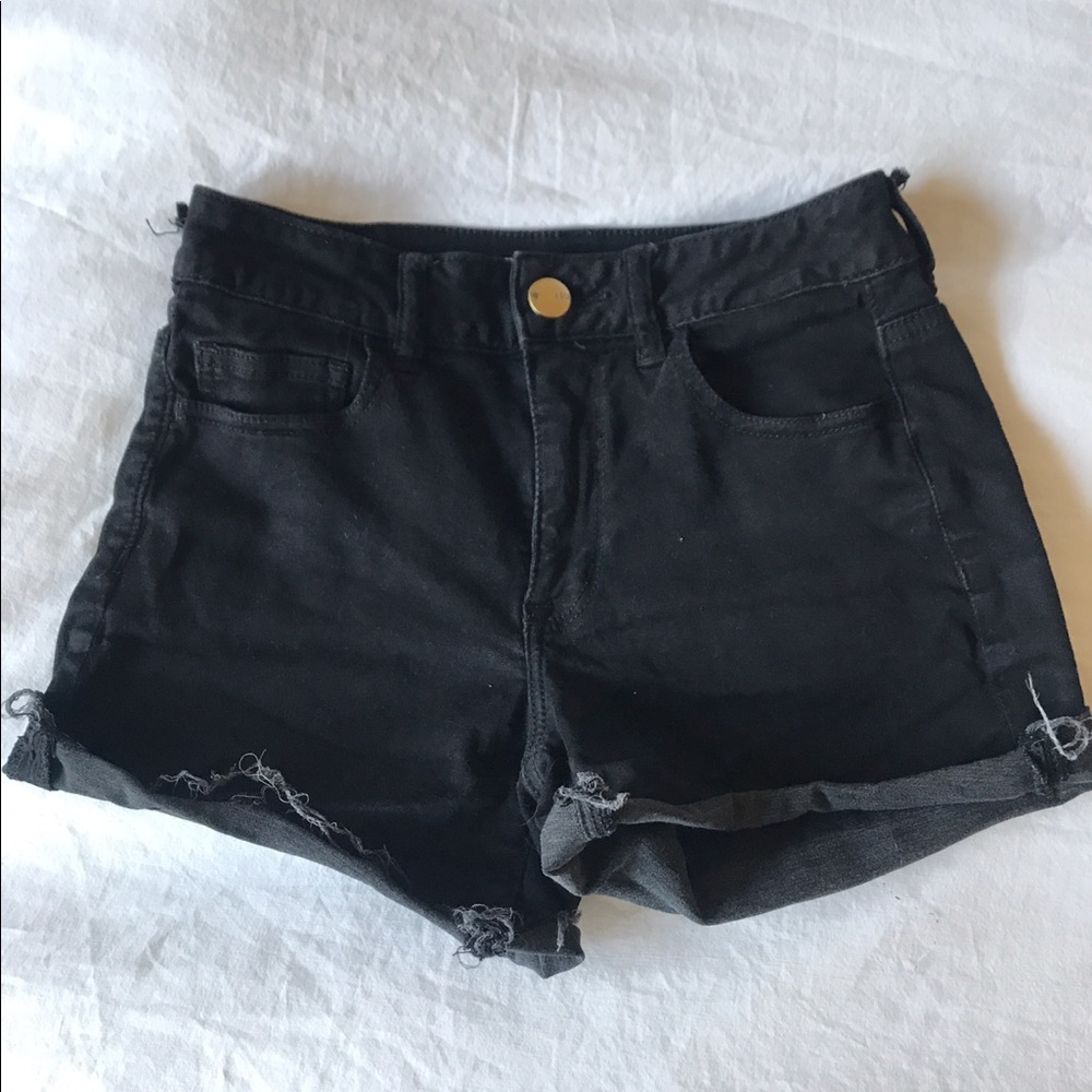 Size 4, black, high-wasted jegging shorts